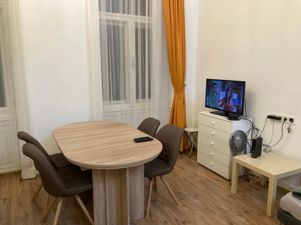 Roland Apartment Downtown - Buda Будапеща Екстериор снимка